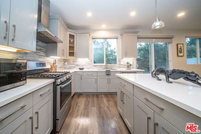 15602 Lilli Way, Van Nuys, CA 91406