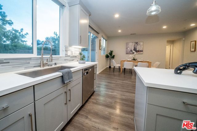 15602 Lilli Way, Van Nuys, CA 91406