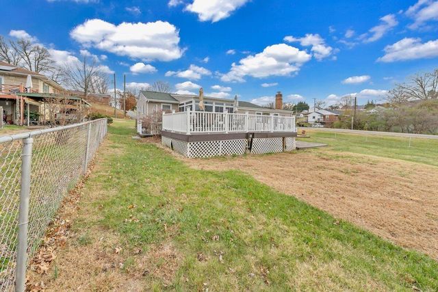 2414 Mayfield DR, Roanoke, VA 24014