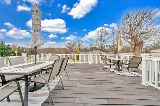 2414 Mayfield DR, Roanoke, VA 24014