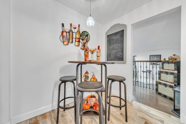 2414 Mayfield DR, Roanoke, VA 24014