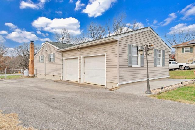 2414 Mayfield DR, Roanoke, VA 24014