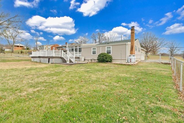 2414 Mayfield DR, Roanoke, VA 24014