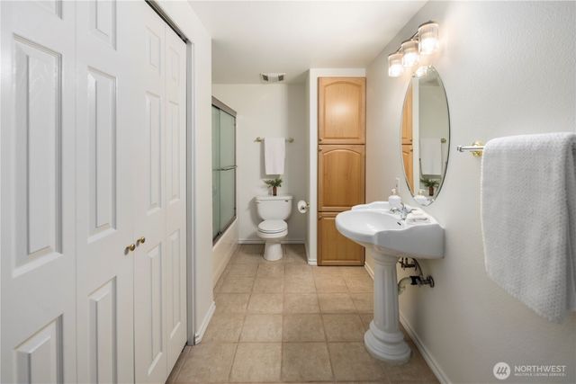 4423 Country Club Drive NE, Tacoma, WA 98422