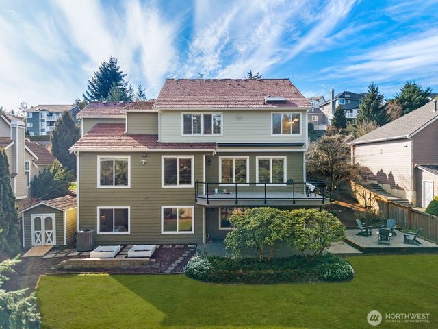 4423 Country Club Drive NE, Tacoma, WA 98422