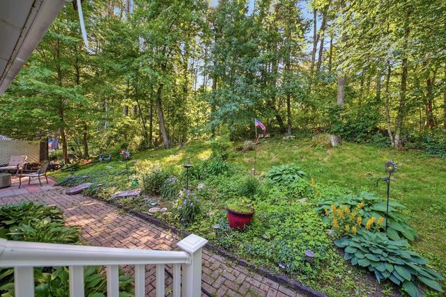 60 Trestle Brook Drive, Nashua, NH 03062
