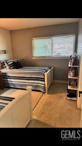 8804 Glenda Street, Bakersfield, CA 93307