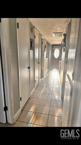 8804 Glenda Street, Bakersfield, CA 93307