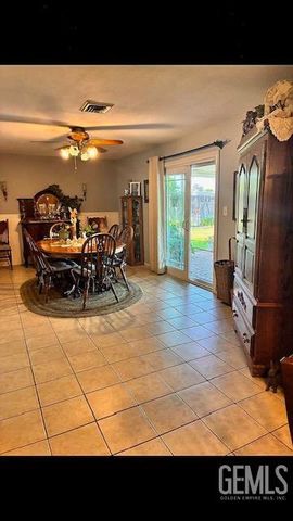 8804 Glenda Street, Bakersfield, CA 93307