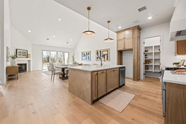 3008 Stone Field Way, Edmond, OK 73034