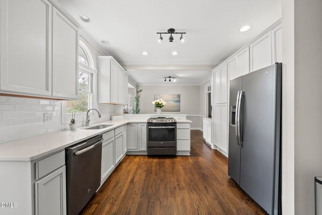 1200 Weldon Place, Raleigh, NC 27608