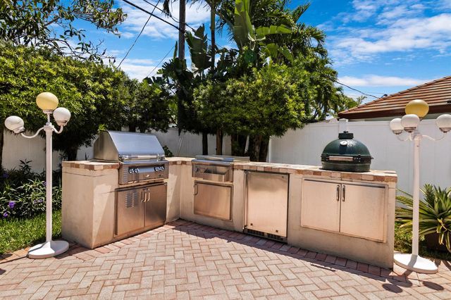 2141 NE 67th Street, Fort Lauderdale, FL 33308