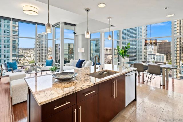 1262 Kettner Blvd 2002, San Diego, CA 92101