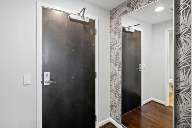 1262 Kettner Blvd 2002, San Diego, CA 92101