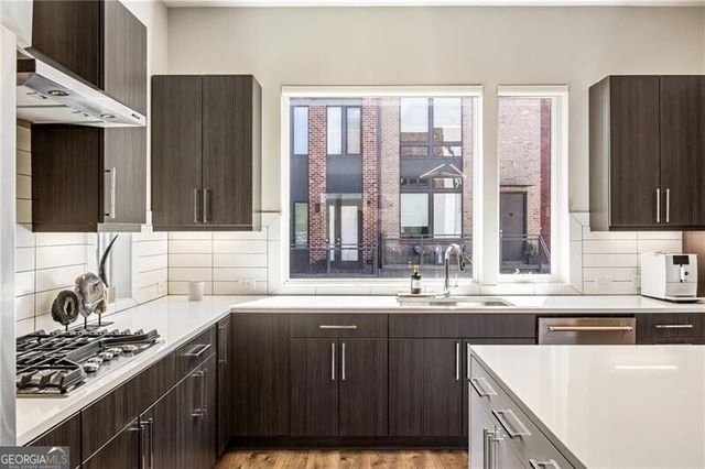 1296 Chelsea Circle NW, Atlanta, GA 30318