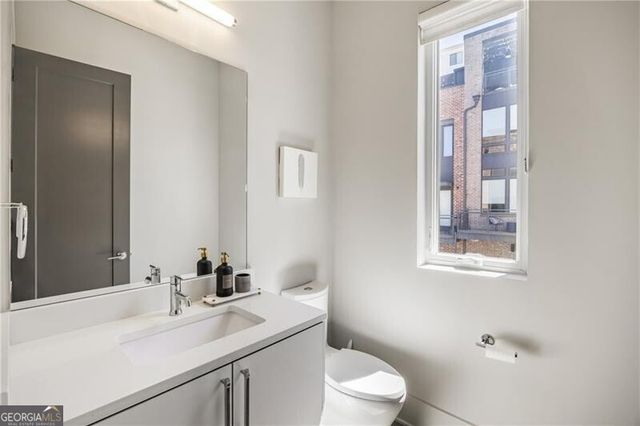 1296 Chelsea Circle NW, Atlanta, GA 30318