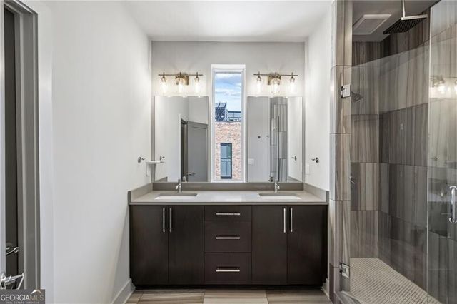 1296 Chelsea Circle NW, Atlanta, GA 30318