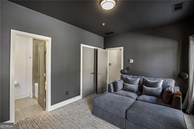 1296 Chelsea Circle NW, Atlanta, GA 30318