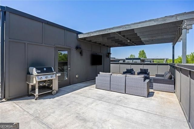 1296 Chelsea Circle NW, Atlanta, GA 30318