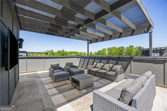 1296 Chelsea Circle NW, Atlanta, GA 30318