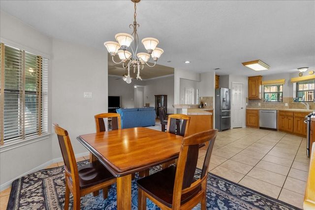 105 Canal Drive, Friendswood, TX 77546