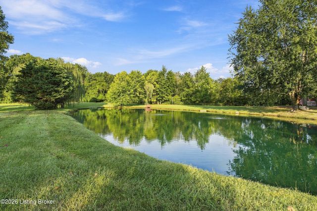 5514 Billtown Rd, Louisville, KY 40299
