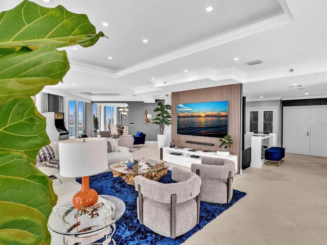 7000 Island Boulevard Ph-06, Aventura, FL 33160