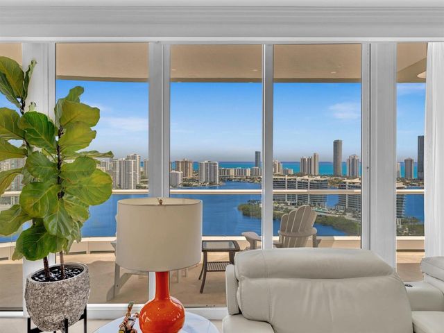 7000 Island Boulevard Ph-06, Aventura, FL 33160