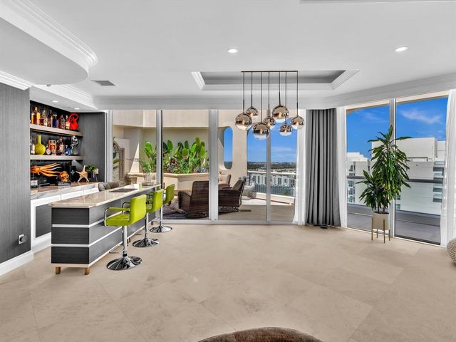 7000 Island Boulevard Ph-06, Aventura, FL 33160