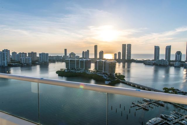 7000 Island Boulevard Ph-06, Aventura, FL 33160