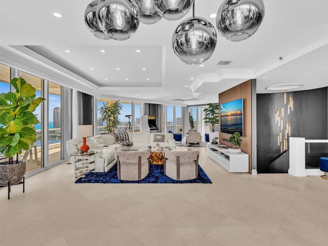 7000 Island Boulevard Ph-06, Aventura, FL 33160