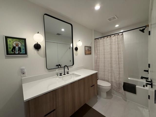 1911 Albury CV B, Austin, TX 78758