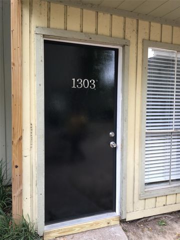 5625 Antoine Drive 1303, Houston, TX 77091
