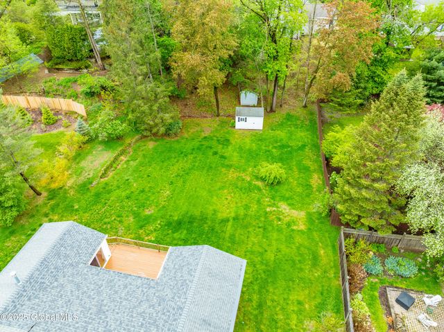 1 Appletree Lane, Colonie, NY 12110