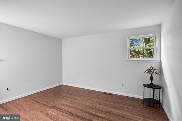 145 TUCKERTON RD, Shamong, NJ 08088
