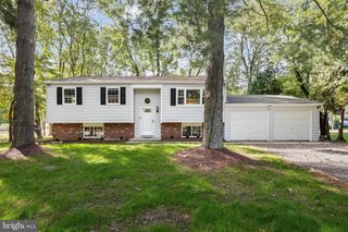 145 TUCKERTON RD, Shamong, NJ 08088