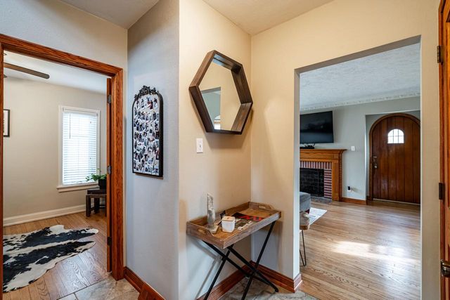 331 N 111th STREET, Wauwatosa, WI 53226