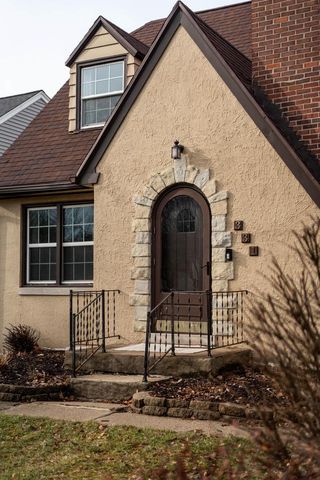 331 N 111th STREET, Wauwatosa, WI 53226