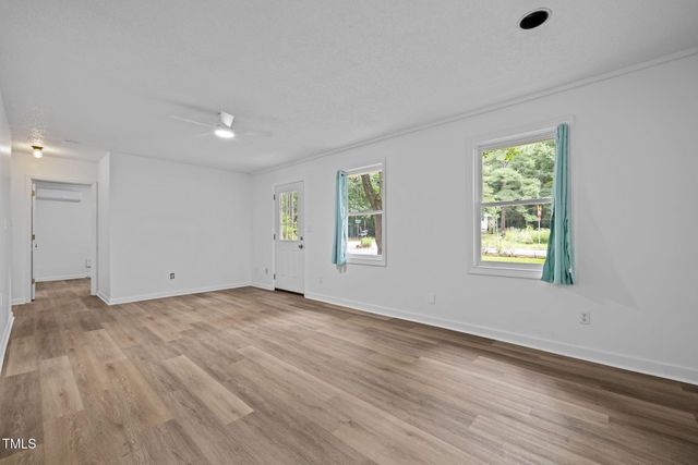 208 Scarlett Drive, Chapel Hill, NC 27517