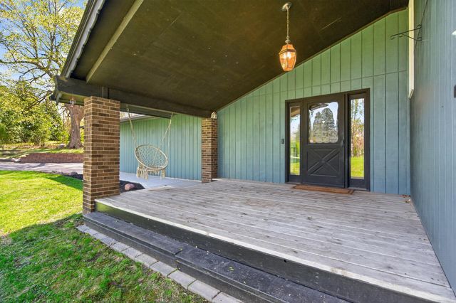 8581 County Road 39 NE, Monticello, MN 55362