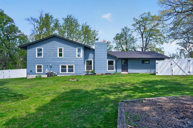 8581 County Road 39 NE, Monticello, MN 55362