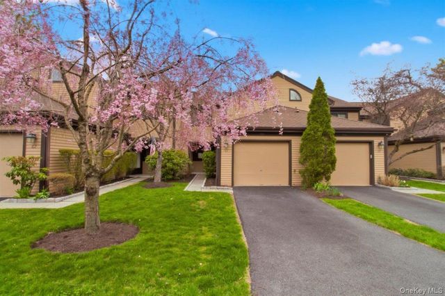 63 Deerfield Lane 63, Ossining, NY 10562