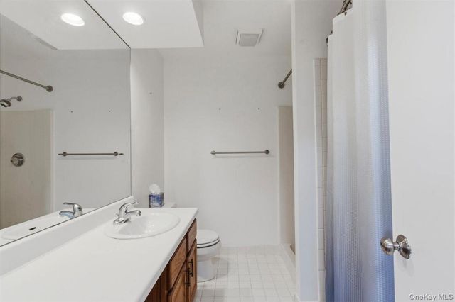 63 Deerfield Lane 63, Ossining, NY 10562