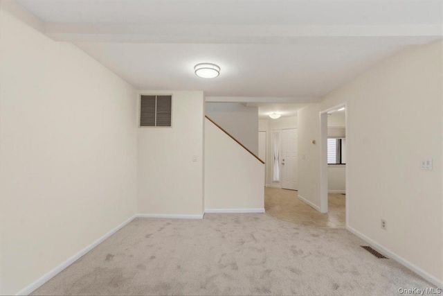63 Deerfield Lane 63, Ossining, NY 10562