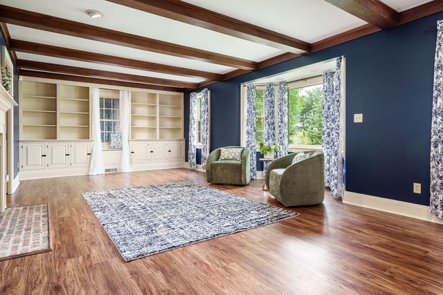 10562 Town Hall Road, Belvidere, IL 61008