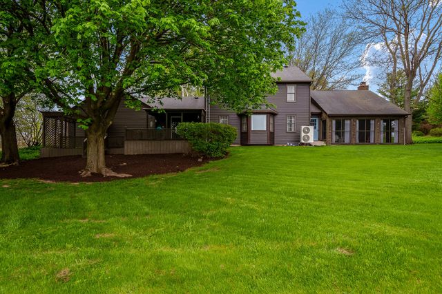 10562 Town Hall Road, Belvidere, IL 61008