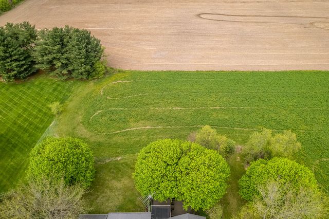 10562 Town Hall Road, Belvidere, IL 61008