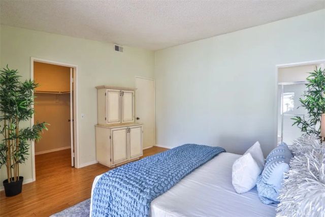 820 E Silver Maple, Azusa, CA 91702