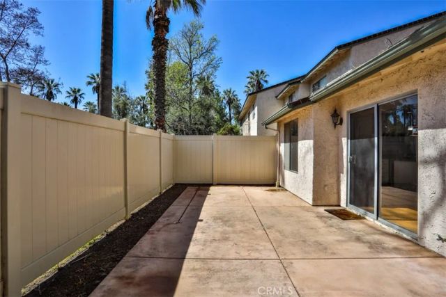 820 E Silver Maple, Azusa, CA 91702