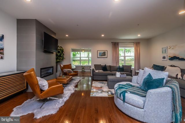 36 NEW COUNTRYSIDE DR, West Chester, PA 19382